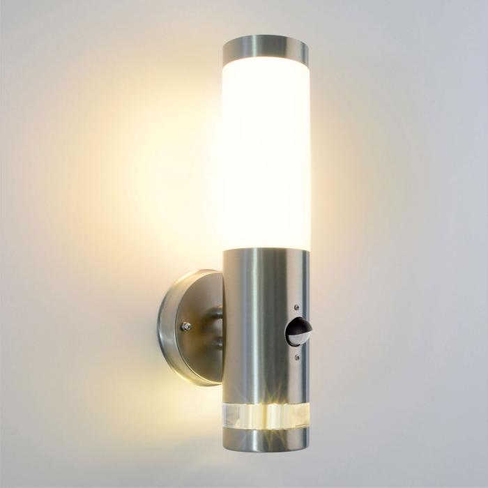 LED-Außenwandleuchte 232A21-SN aus Edelstahl mit Bewegungsmelder
