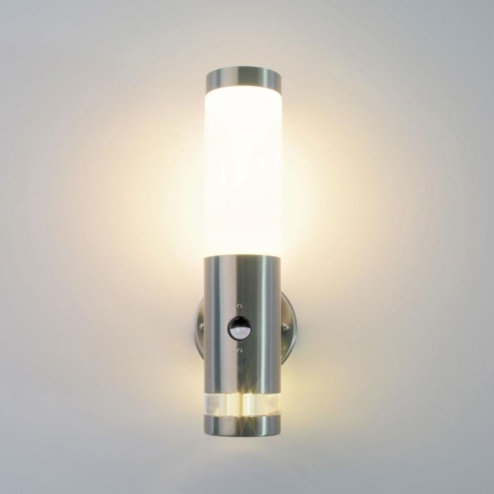 LED-Außenwandleuchte 232A21-SN aus Edelstahl mit Bewegungsmelder